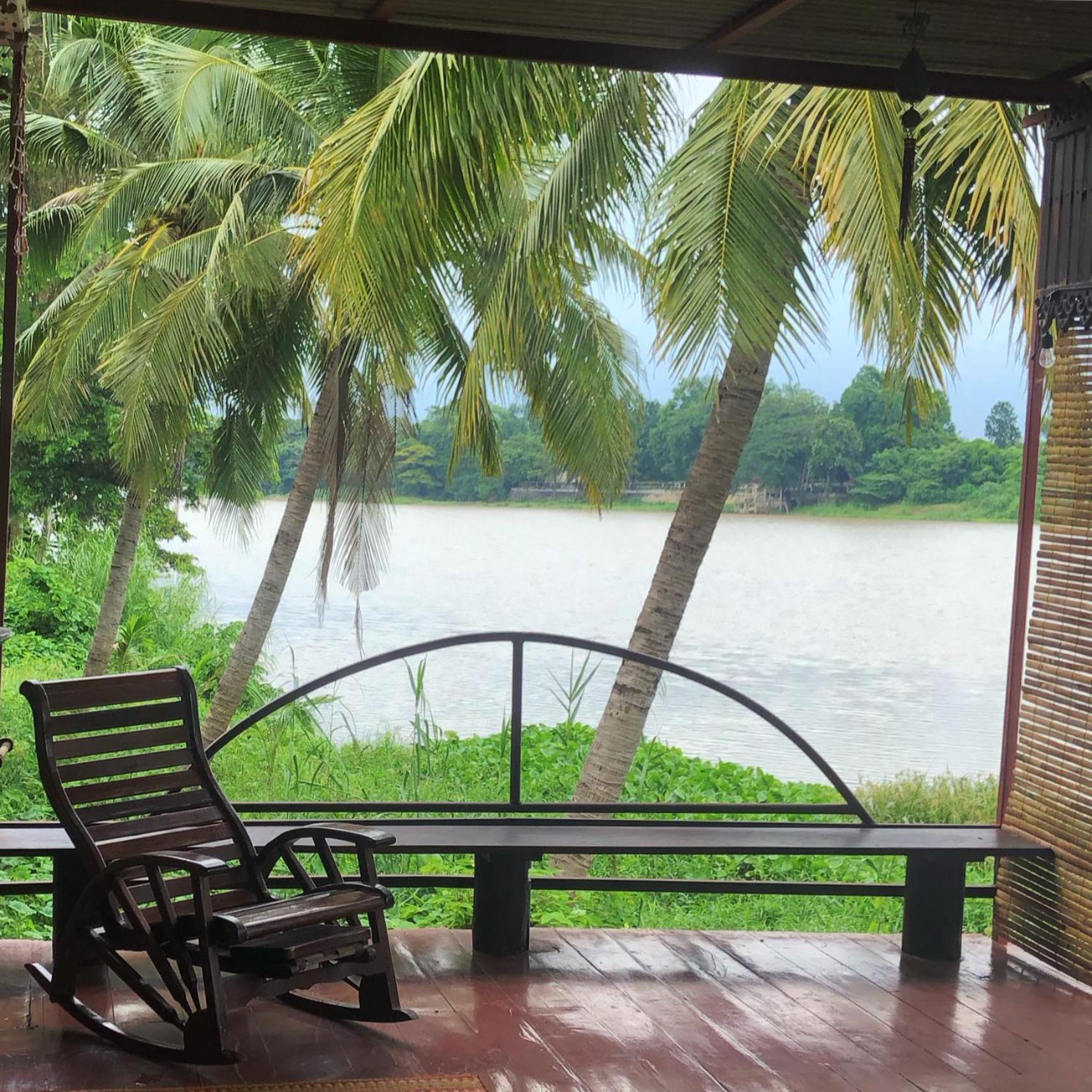River Flow House Bangtanod Photharam Extérieur photo