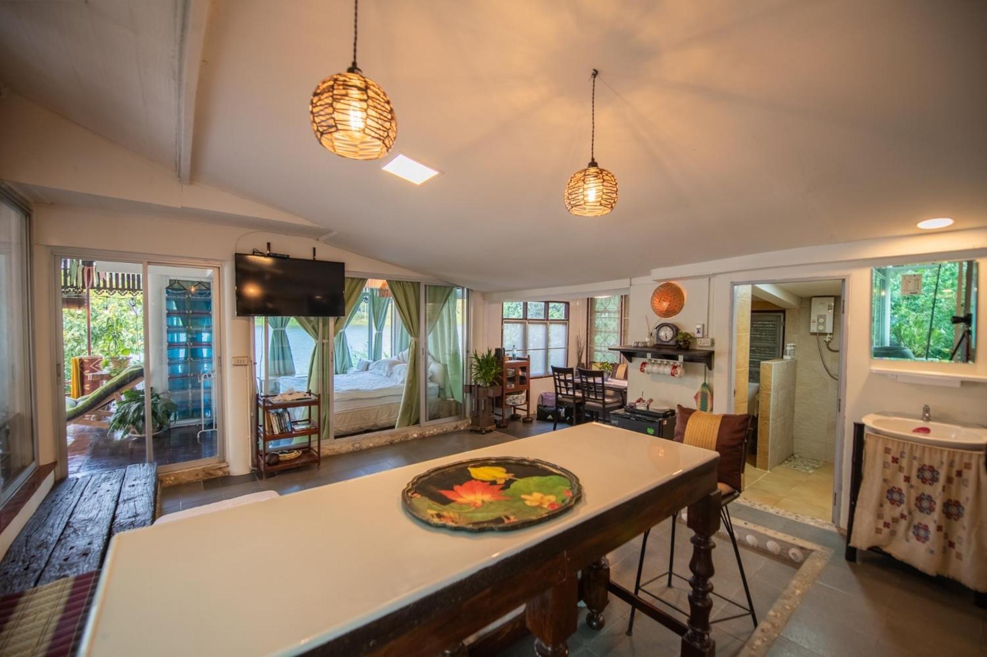 River Flow House Bangtanod Photharam Extérieur photo