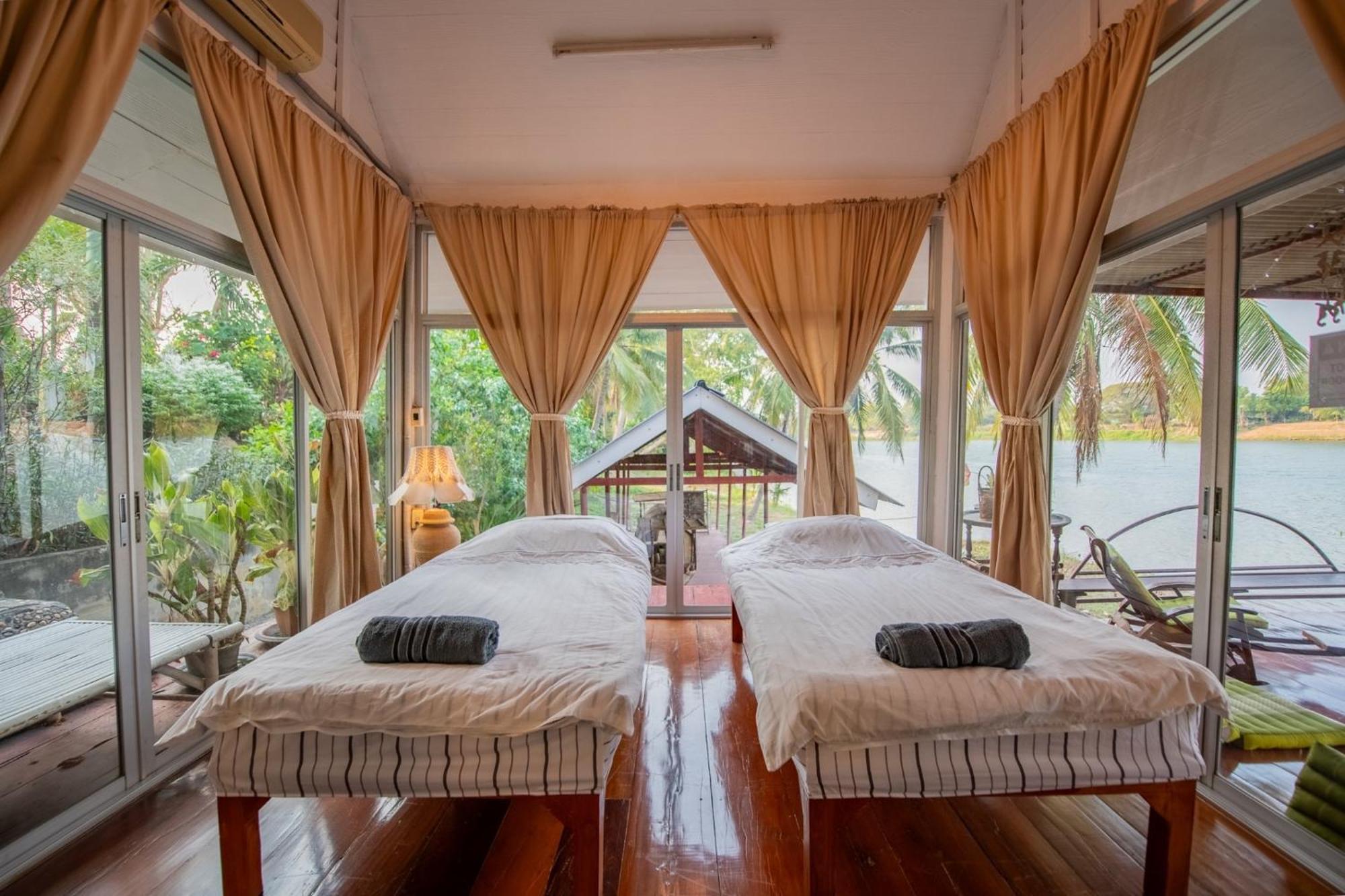 River Flow House Bangtanod Photharam Extérieur photo